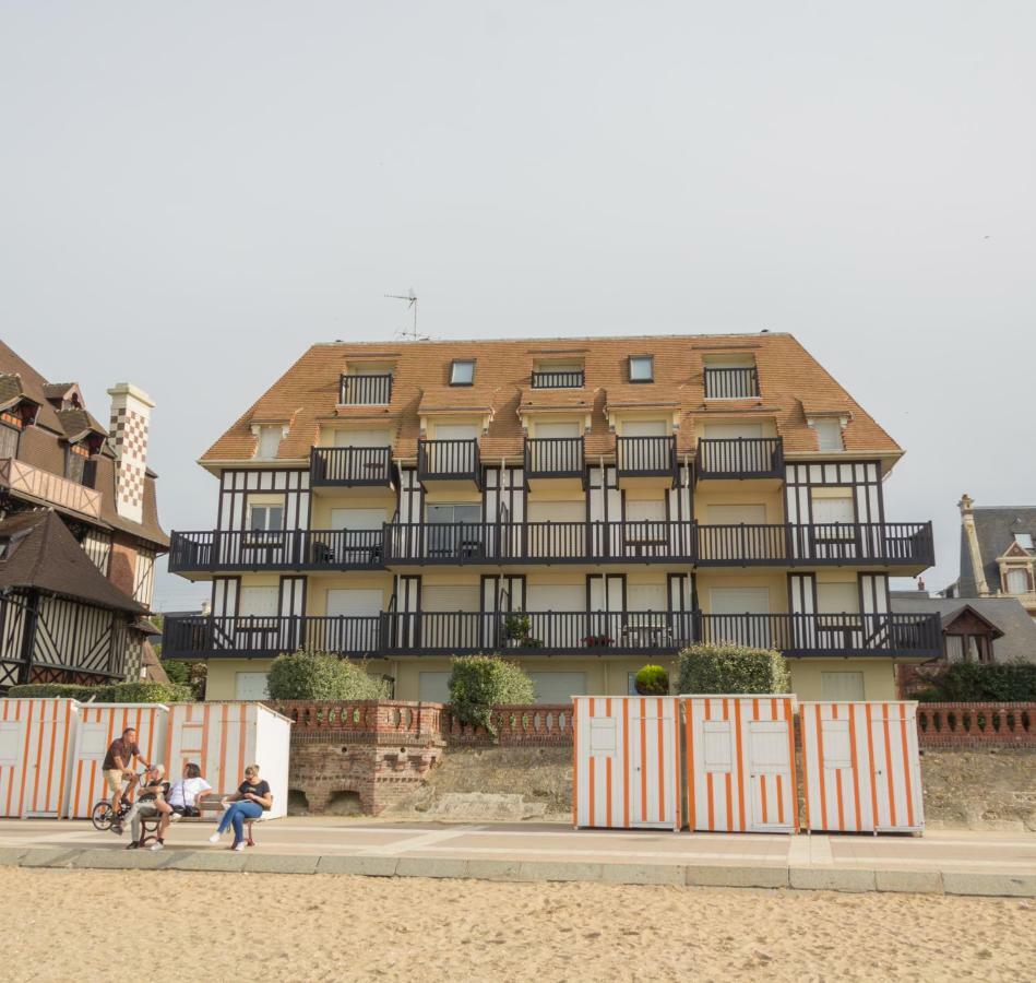 Joli Studio Avec Vue Panoramique Sur La Mer Houlgate Exterior foto